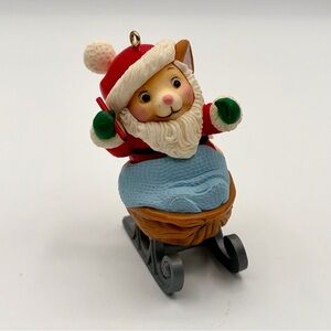 Avon 1983 Melvin P. Merrymouse  Keepsake Christmas Ornament - Vintage